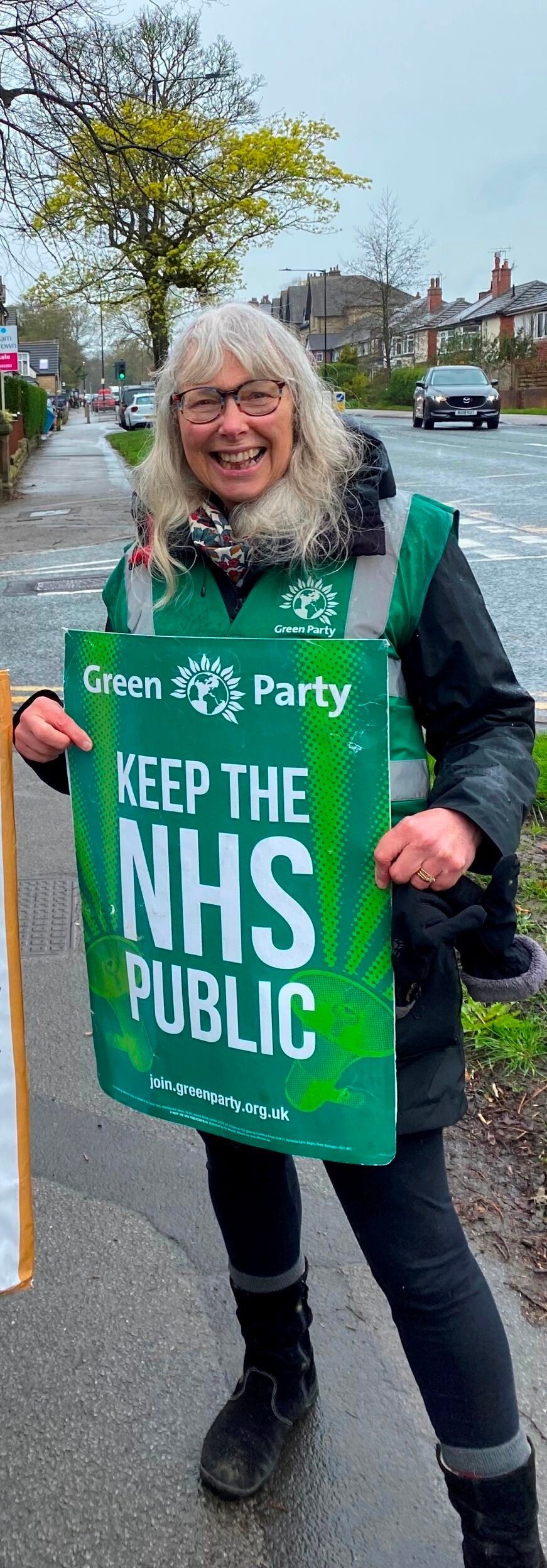 Gilly Charters on the streets of Harrogate campaigning to save the NHS